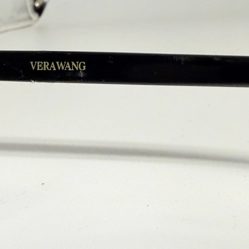 Vera Wang ***please read***